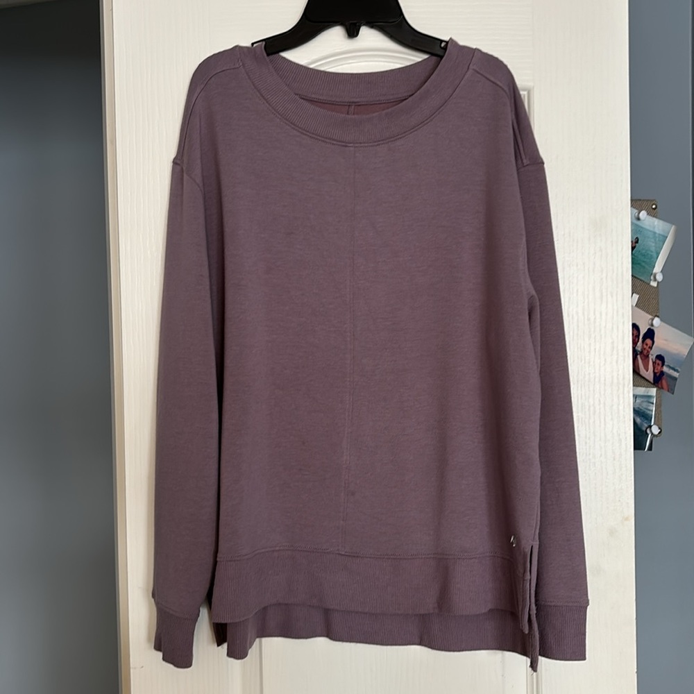 Size large Apana sweatshirt. Super soft. - Picture 5 of 5